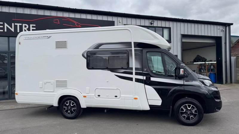 AUTO-TRAIL TRACKER EKS