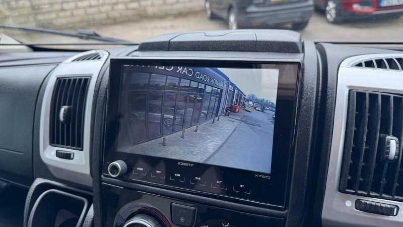 AUTO-TRAIL TRACKER EKS