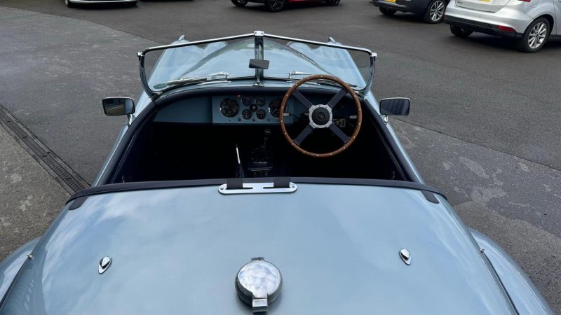 JAGUAR 